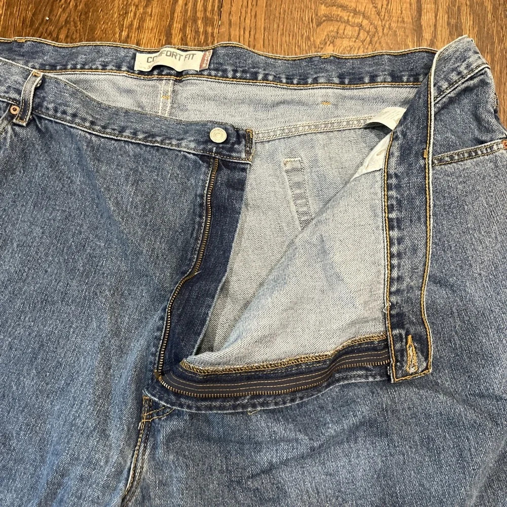 Levi's Relaxed Fit Blue Denim Jeans